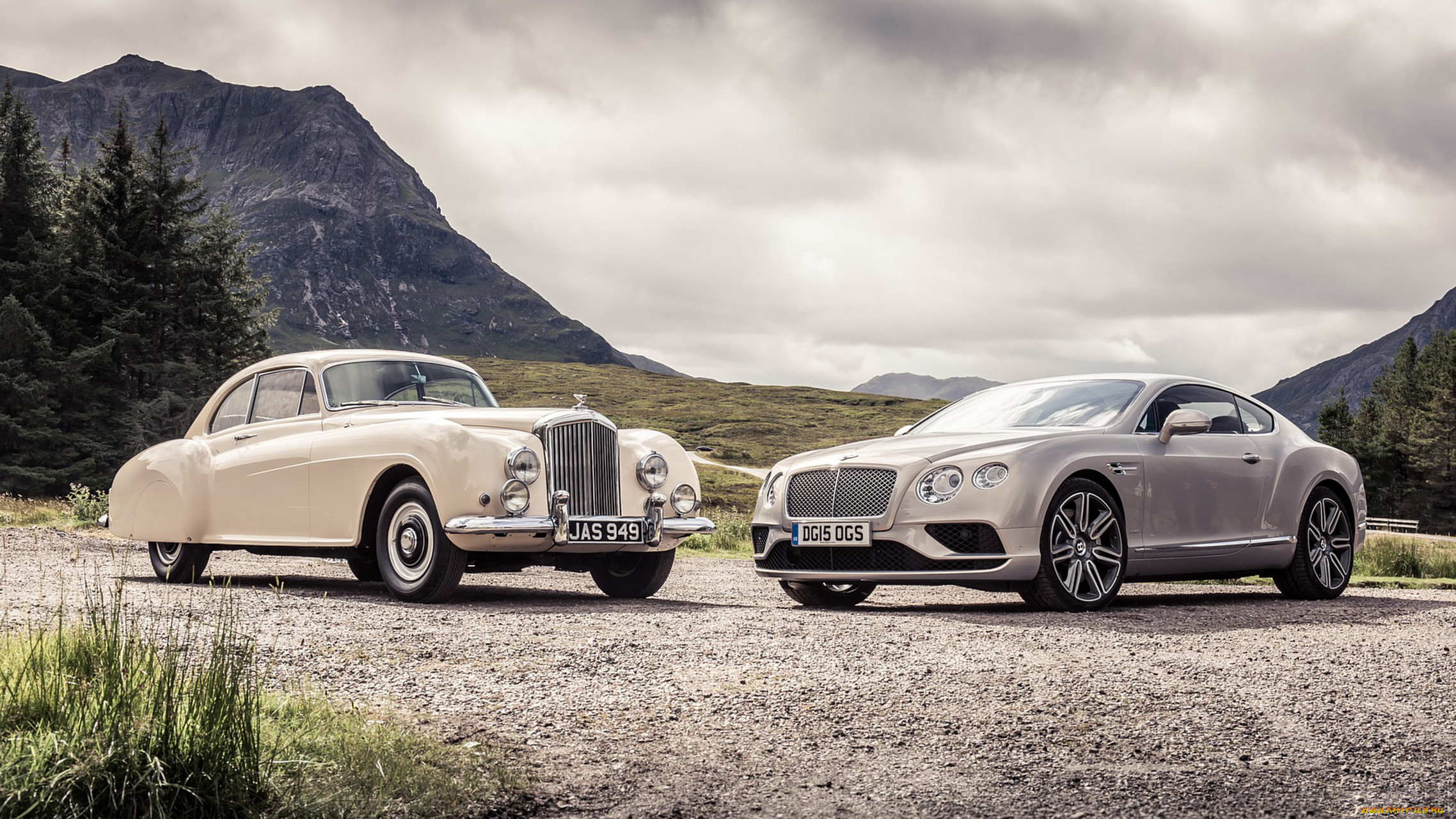 bentley r-type continental 1952 and bentley continental gt speed coupe 2016, , bentley, 2016, coupe, speed, gt, continental, 1952, r-type